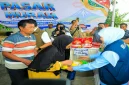 Gubernur Jawa Timur Khofifah Indar Parawansa dalam kegiatan pasar murah di Kabupaten Pacitan. (Dok Ho/RadarBangsa.co.id).