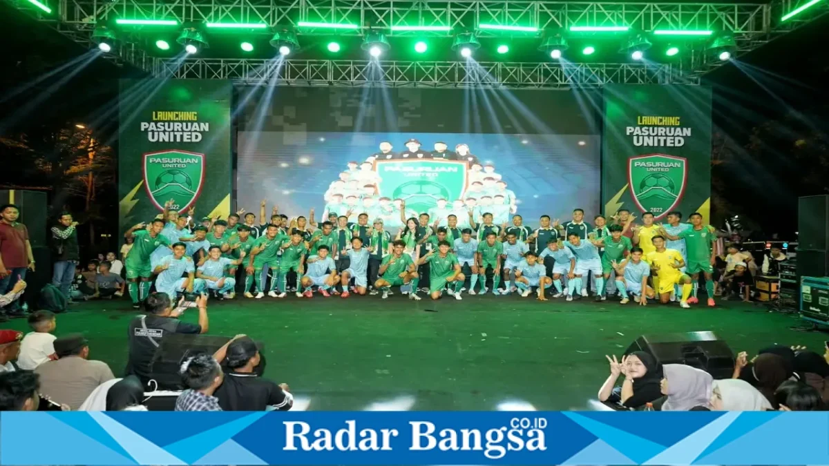 Peluncuran manajemen dan skuad Pasuruan United untuk kompetisi Liga 3 Nusantara musim 2026/2027 di Halaman Pasuruan Creative Center, Kabupaten Pasuruan, Rabu (14/10/2026). (Dok. Ho/RadarBangsa.co.id)