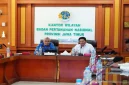 Bupati Sidoarjo Subandi bersama Kepala Kanwil BPN Jawa Timur M. Naim dalam pembahasan pengadaan lahan Flyover Gedangan. Rabu, 28 Oktober 2026 (Foto: Ho/Kominfo Kabupaten Sidoarjo).