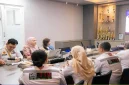 Perwakilan IPAC Assistance bersama jajaran direksi RSUD H. Moh. Ruslan Kota Mataram saat pertemuan di Aula Manajemen RSUD H. Moh. Ruslan Kota Mataram, Rabu (21/10/2026). (Dok. Ho/RadarBangsa.co.id)