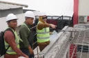 Wakil Bupati Sidoarjo Mimik Idayana meninjau pembangunan Gedung Mawar Merah Putih RSUD R.T. Notopuro, Senin (26/10/2026). (Dok. Ho/Pemkab Sidoarjo/RadarBangsa.co.id).