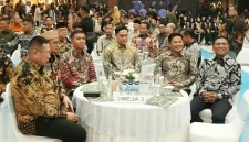 Bupati Sidoarjo H. Subandi menghadiri acara kenal pamit Kapolresta Sidoarjo di Gedung Serba Guna Polresta Sidoarjo, Minggu malam (18/10/2026). (Dok. Ho/RadarBangsa.co.id)
