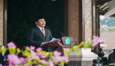 Bupati Sidoarjo H. Subandi dalam kegiatan peringatan Hari Sumpah Pemuda ke-98 Tahun 2026. (Dok. Humas).