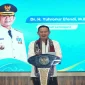 Bupati Lamongan Yuhronur Efendi saat membuka kegiatan Pengembangan Kapasitas Usaha (PKU) Akbar Nasabah PNM Cabang Lamongan di Aula Gajah Mada, Gedung Pemkab Lamongan, Rabu (21/10). (Dok. Ho/RadarBangsa.co.id)
