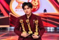 Valen DA7 meraih penghargaan dalam ajang Indonesian Dangdut Awards 2026. (Dok. Ho/RadarBangsa.co.id)