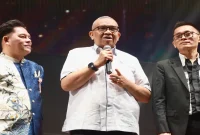 Wakil Menteri Ketenagakerjaan Afriansyah Noor saat membuka Permanent Make Up Indonesia Festival 2026 di PIK 2, Tangerang, Rabu (21/10/2026). (Dok. Ho/RadarBangsa.co.id)